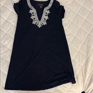 Lilly Pulitzer Midnight Blue Dress with white stitching around the neck.